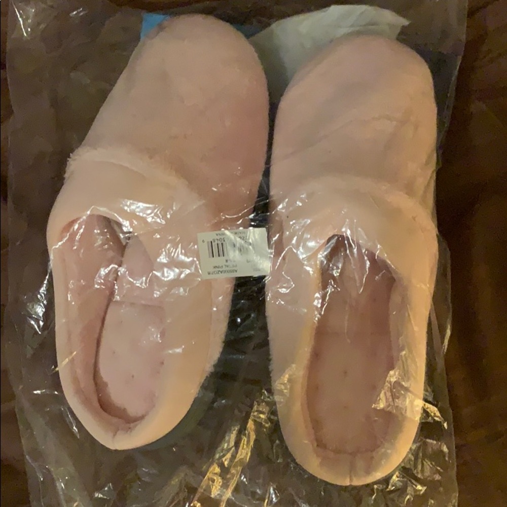 Women’s slippers